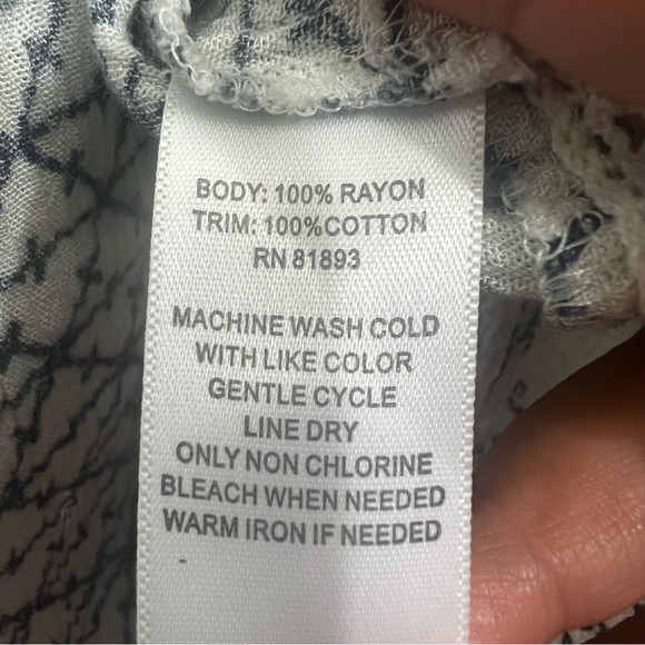 C Wonder White Blue Small Crochet Short Sleeves Boho Chic Summer Casual Top - Picture 7 of 8